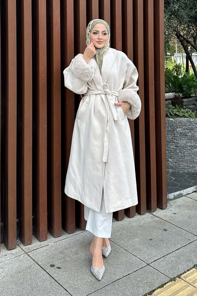 Afrodit Kolu Kürklü Kaşe Kaban - Ekru - HENZA (5)