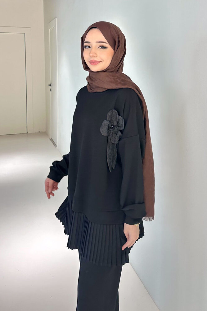 Alin Eteği Pileli Çiçekli Pantolon Takım - Siyah - QUB (1)