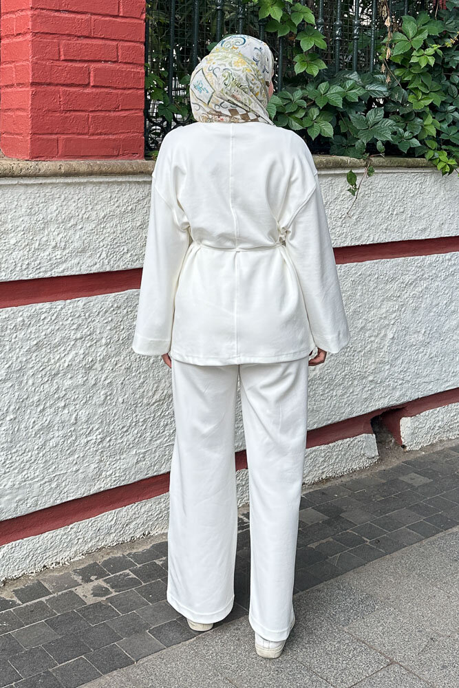 Bluzlu Biyeli Takım - Ekru - 4