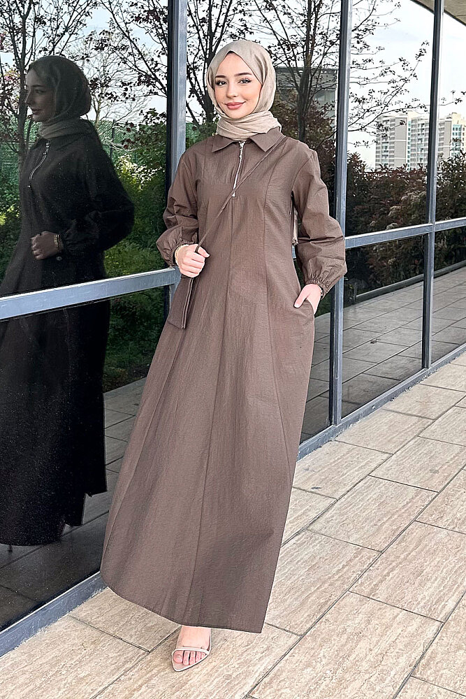 Çantalı Yarım Fermuarlı Elbise - Kahverengi - 4