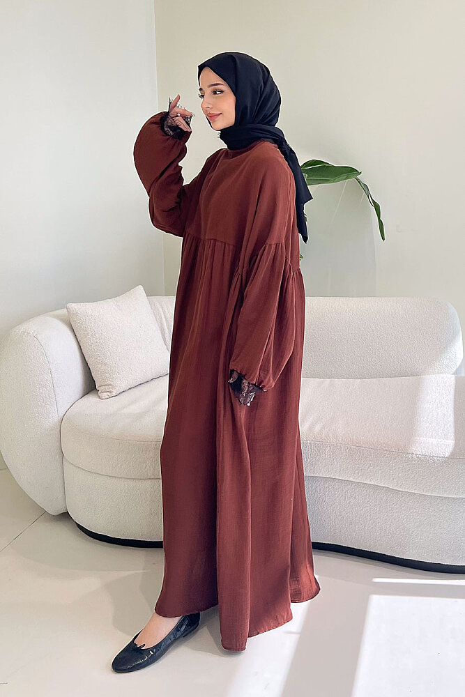 Elaria Dantel Detaylı Müslin Elbise - Kahverengi - ALLMİSS (4)