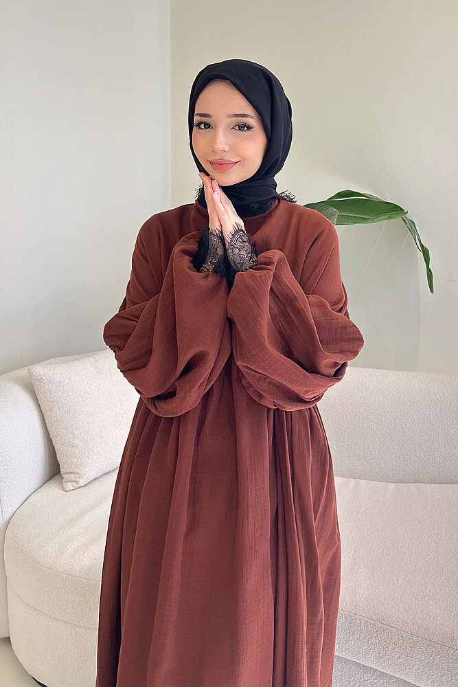 Elaria Dantel Detaylı Müslin Elbise - Kahverengi 