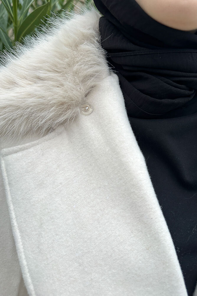 Elysia Yakası Kürklü Kaşe Kaban - Ekru - HENZA (2)