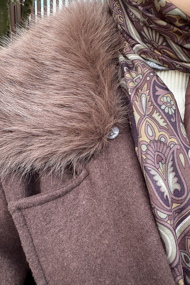 Elysia Yakası Kürklü Kaşe Kaban - Kahverengi - HENZA (2)