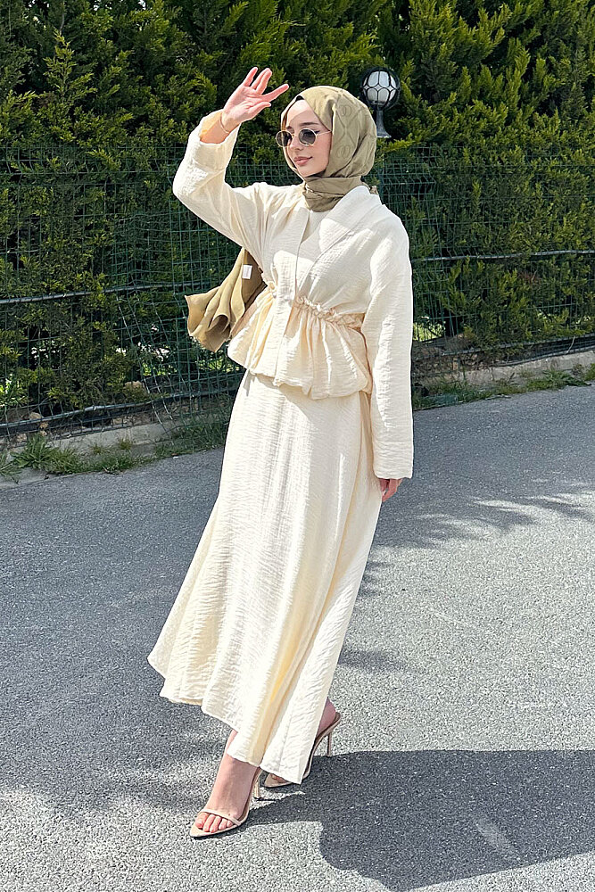 İnci Düğme Detaylı Etek Takım - Bej - HEWES (1)