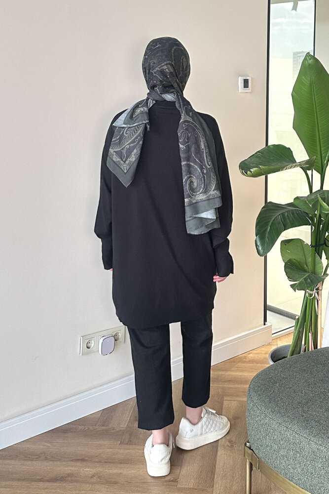 Kol Manşetli Düğmeli Triko - Siyah - 8