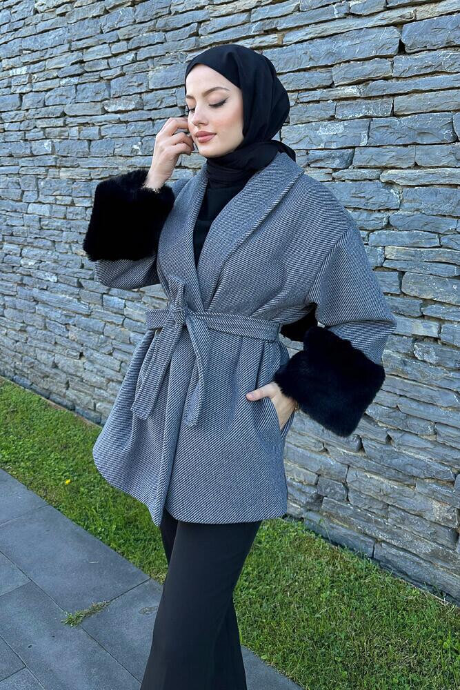 Kolu Kürklü Çizgili Kaşe Kaban - Siyah - HENZA (1)