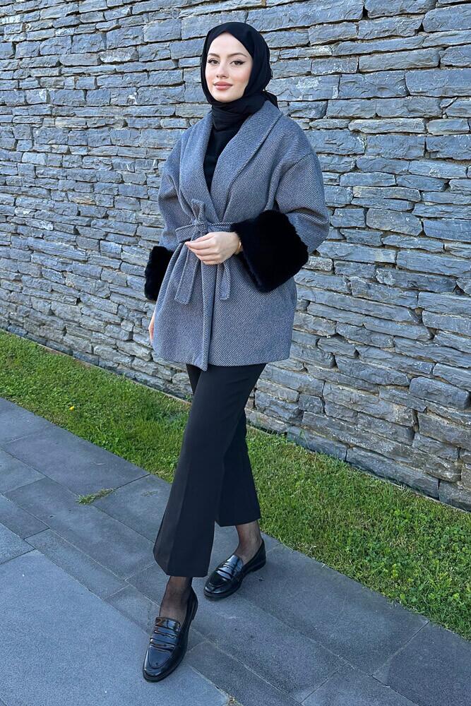 Kolu Kürklü Çizgili Kaşe Kaban - Siyah - HENZA (4)