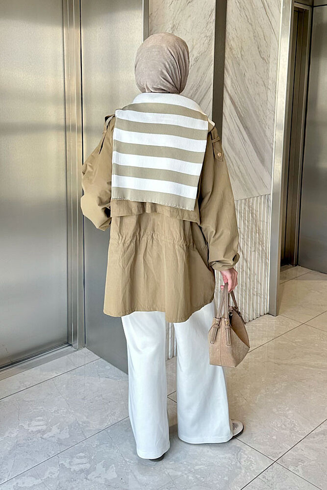 Lina Büzgülü Kısa Trenç - Camel - 6