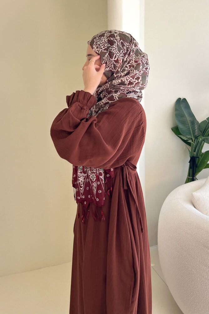 Liorena Yandan Bağlamalıi Müslin Elbise - Kahverengi - 4