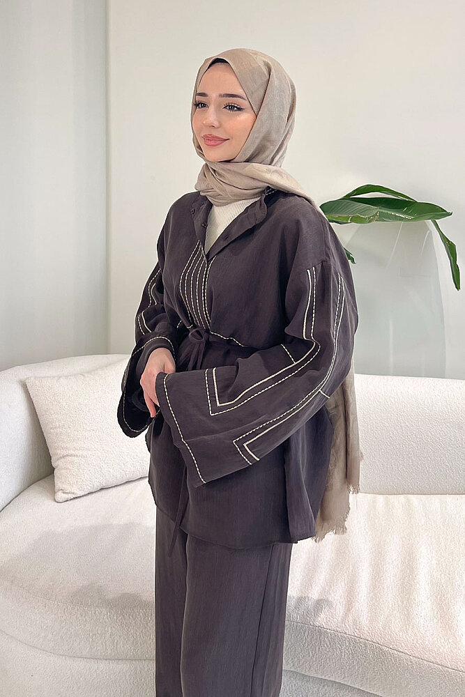 Nakış Detaylı Tesla Takım - Kahverengi - ENMA (1)