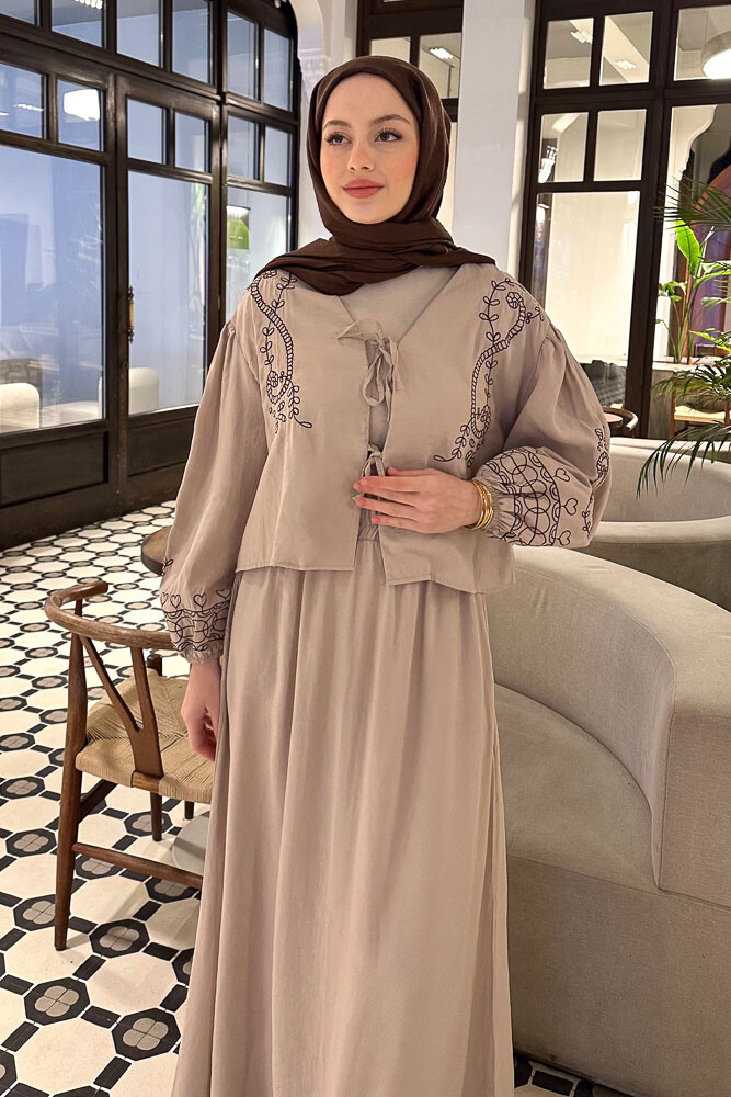 Nakışlı Etek Takım - Bej - ENMA (1)