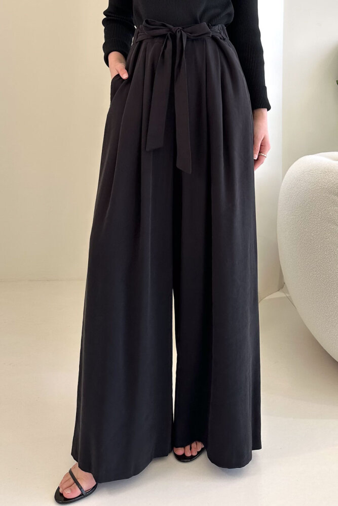 Pile Detaylı Geniş Paça Pantolon - Siyah - İKOL (0)