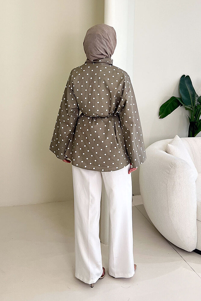 Puantiyeli Bağcık Detaylı Gömlek - Haki - 8
