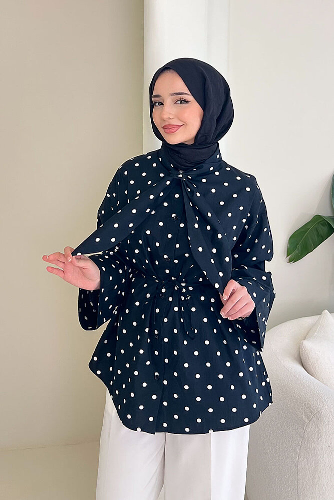 Puantiyeli Bağcık Detaylı Gömlek - Siyah - ENMA (1)