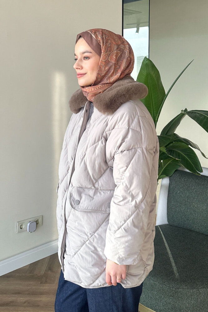 Rivière Baklava Desenli Yakası Kürklü Mont - Bej - ALLMİSS (4)