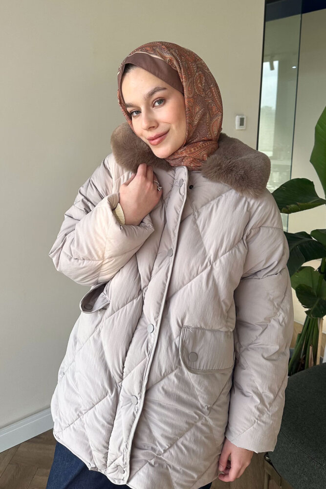 Rivière Baklava Desenli Yakası Kürklü Mont - Bej - 3