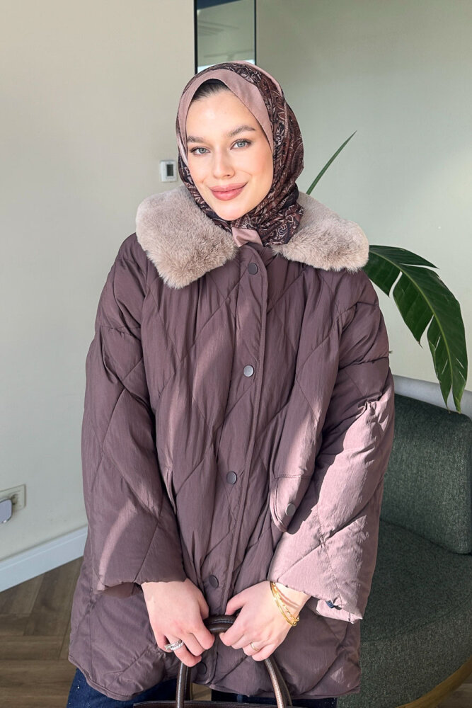 Rivière Baklava Desenli Yakası Kürklü Mont - Kahverengi - ALLMİSS (1)