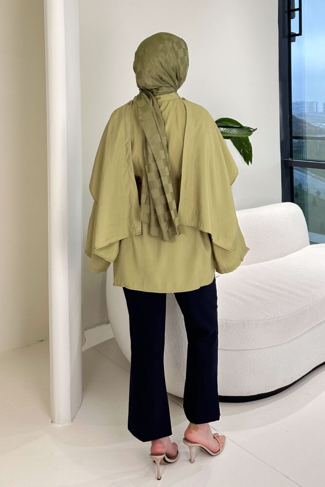 Şal Detaylı Yırtmaçlı Bluz - Yeşil - 7