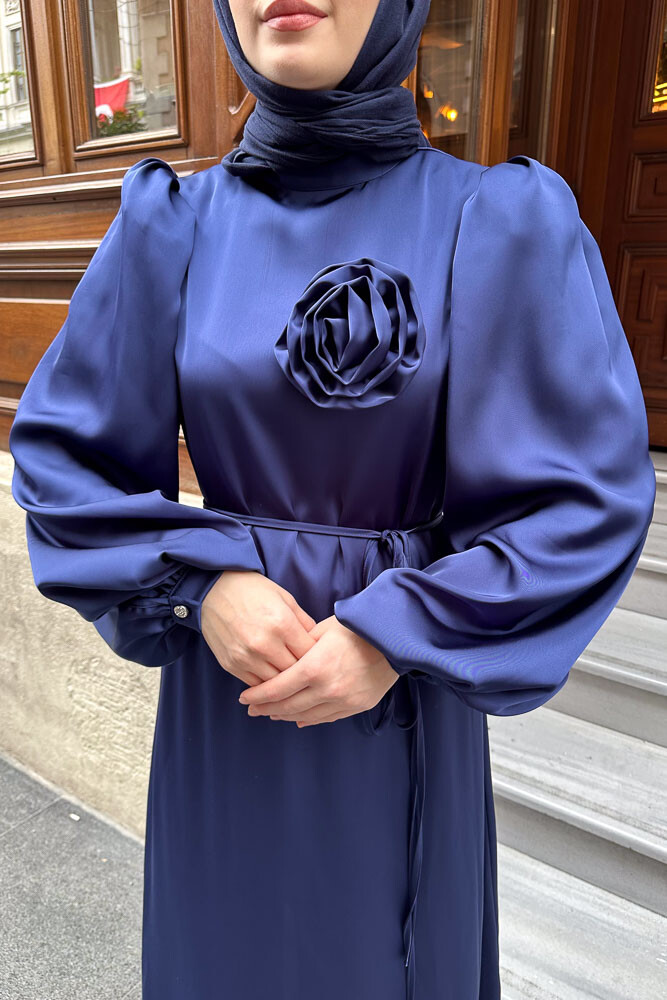 Saten Çiçek Detaylı Elbise - Lacivert - HENZA (3)