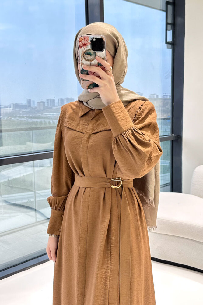 Seyyar Kemerli Pile Detaylı Elbise - Kahverengi - LİNE (3)