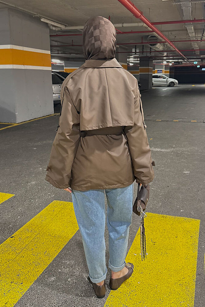 Soho Pelerin Detaylı Kemerli Ceket - Kahverengi - ENMA (5)