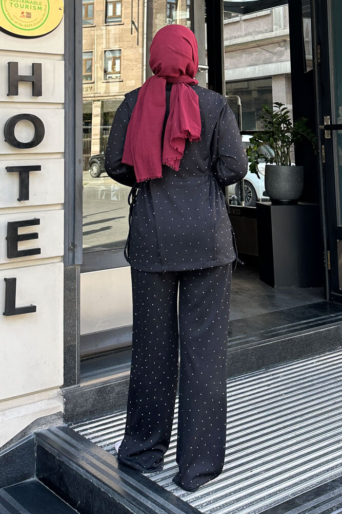 Taşlı Tünel Detaylı Takım - Siyah - 7
