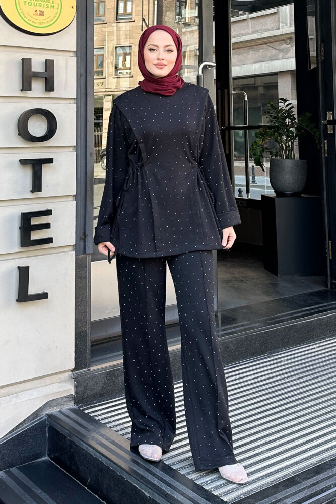 Taşlı Tünel Detaylı Takım - Siyah 