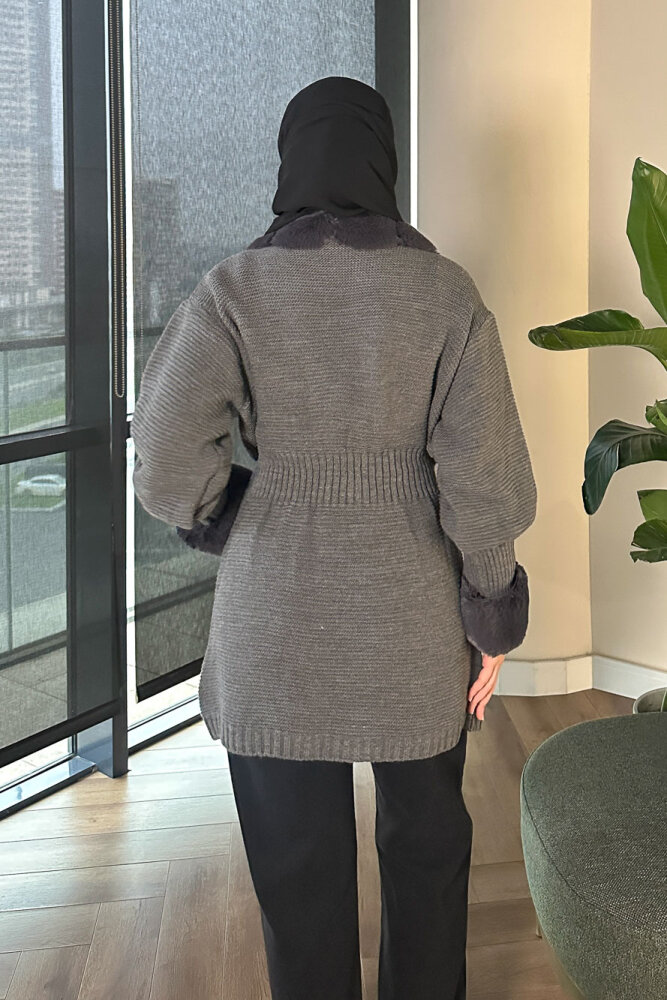 Yakası Kürk Detaylı Hırka - Gri - 8