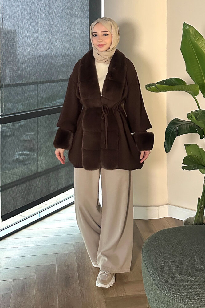 Yakası Kürk Detaylı Hırka - Kahverengi - 1