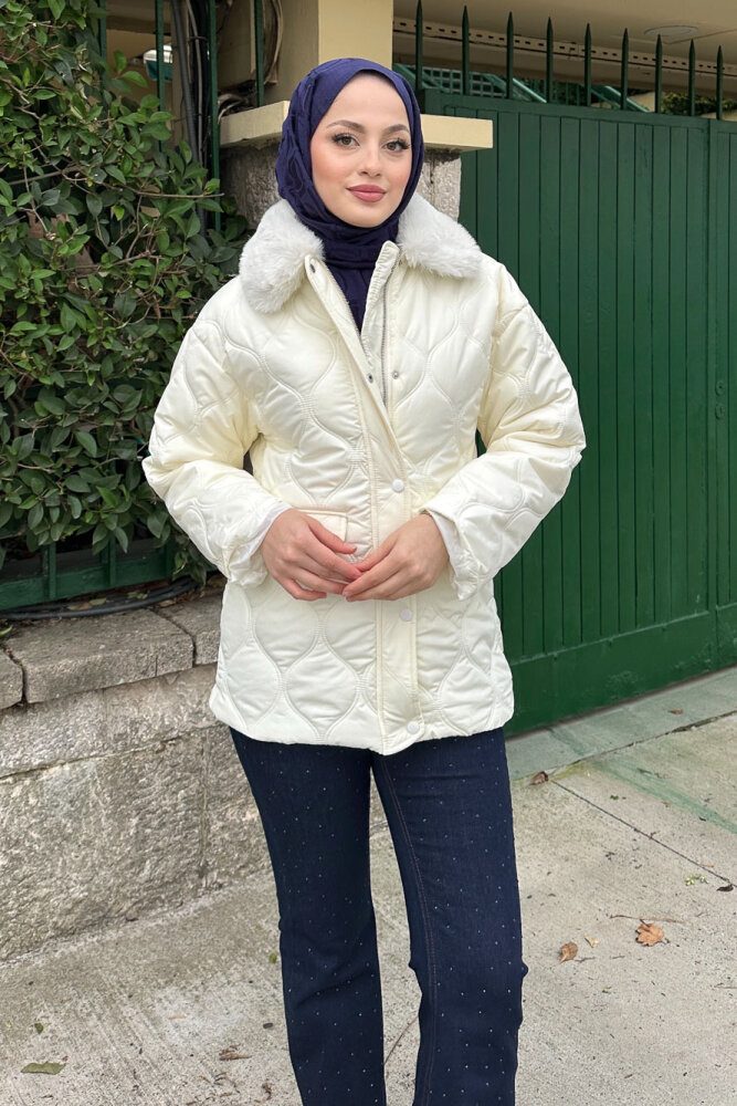 Yakası Kürklü Mont - Ekru - HENZA (1)