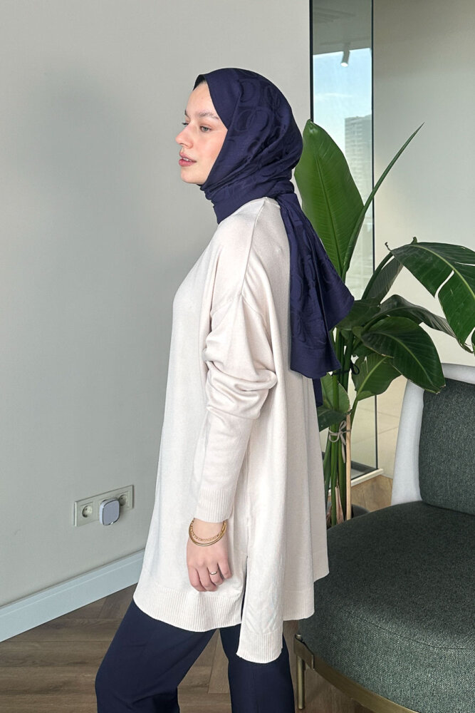 Yan Yırtmaç Detaylı Triko - Bej - 3