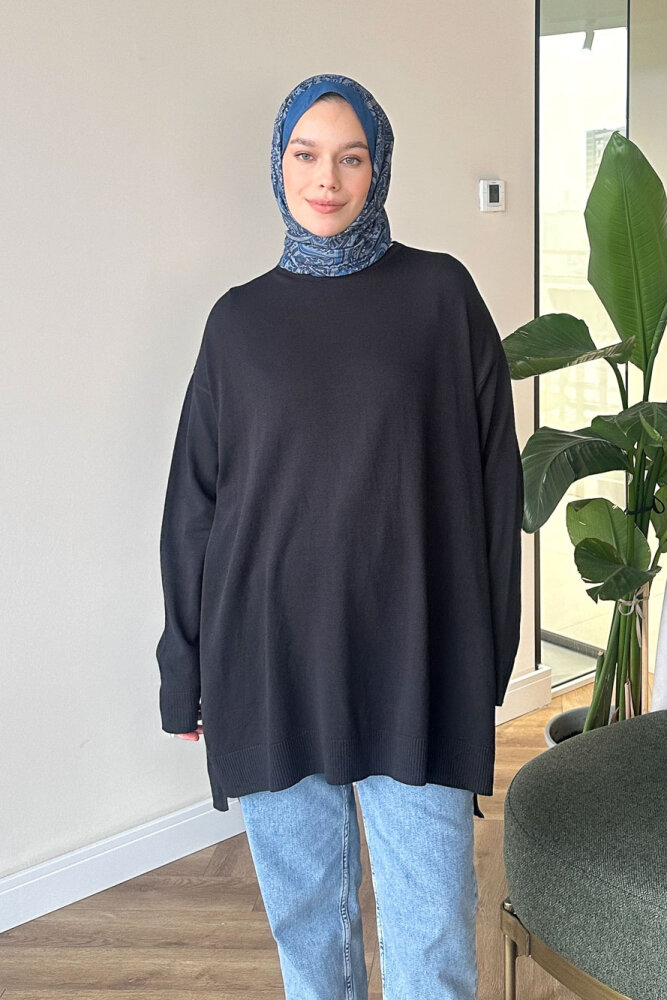 Yan Yırtmaç Detaylı Triko - Siyah - 7