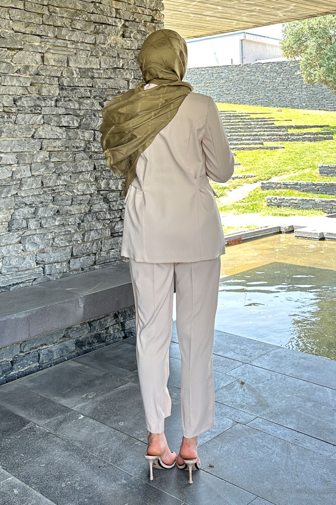 Yanları Toka Detaylı Ceket Takım - Bej - 6
