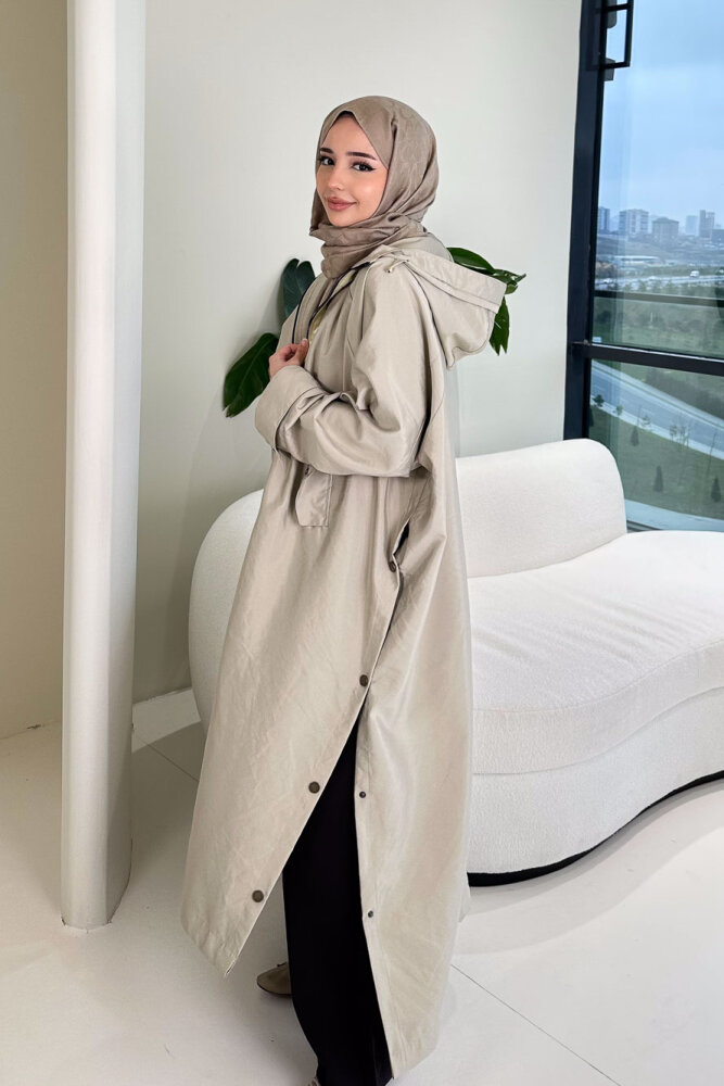 Yujin Yan Çıtçıt Detaylı Kapüşonlu Trençkot - Bej - 2