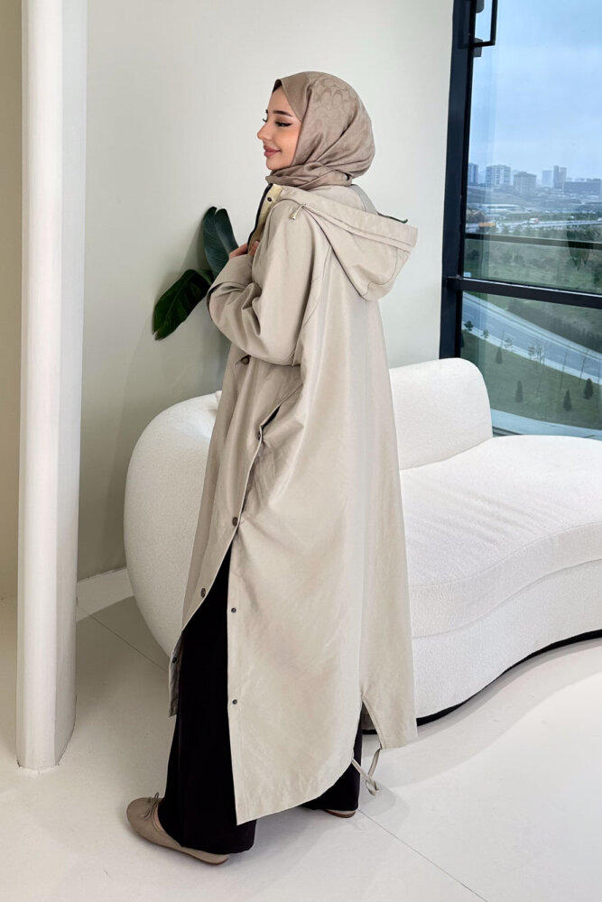 Yujin Yan Çıtçıt Detaylı Kapüşonlu Trençkot - Bej - ALLMİSS (5)