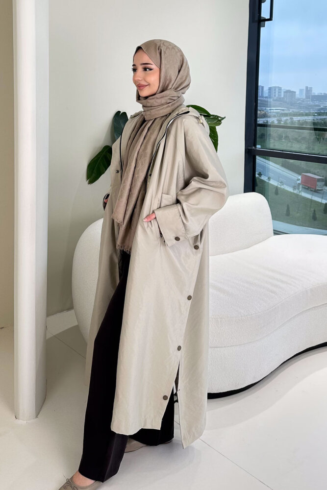 Yujin Yan Çıtçıt Detaylı Kapüşonlu Trençkot - Bej - 7