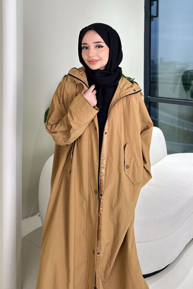 Yujin Yan Çıtçıt Detaylı Kapüşonlu Trençkot - Camel - ALLMİSS (4)