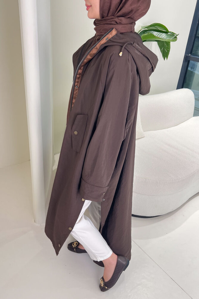 Yujin Yan Çıtçıt Detaylı Kapüşonlu Trençkot - Kahverengi - 7