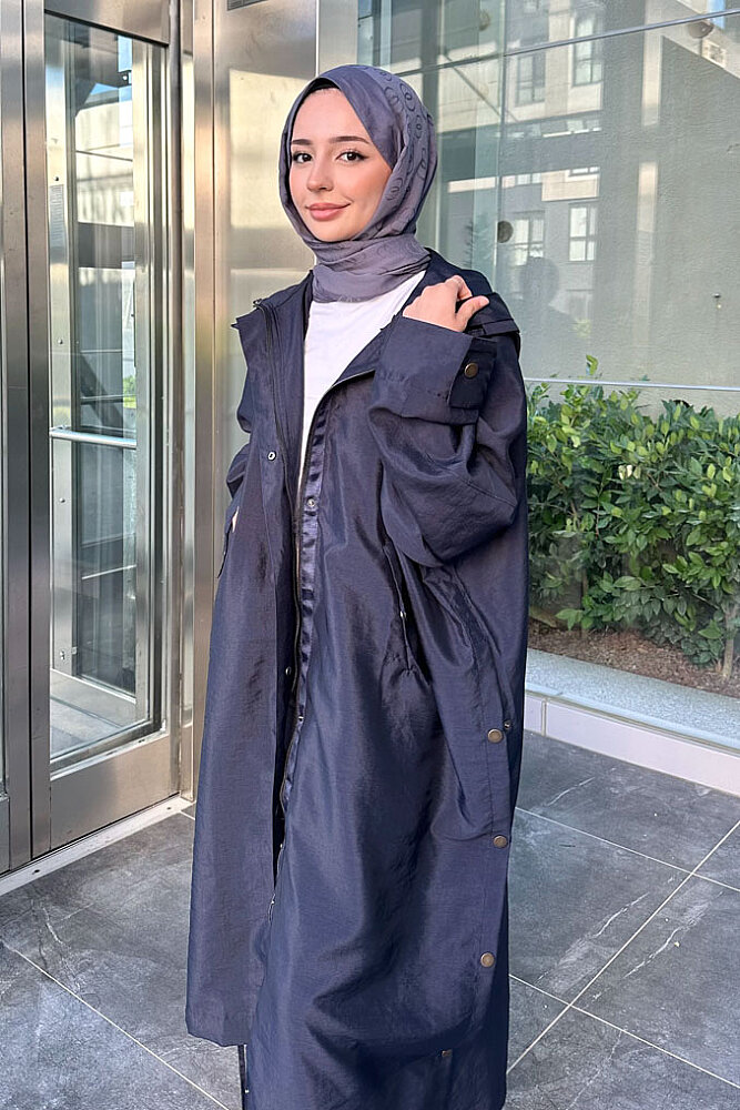 Yujin Yan Çıtçıt Detaylı Kapüşonlu Trençkot - Lacivert - ALLMİSS (4)