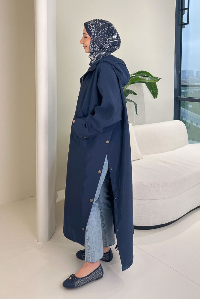 Yujin Yan Çıtçıt Detaylı Kapüşonlu Trençkot - Lacivert - 2