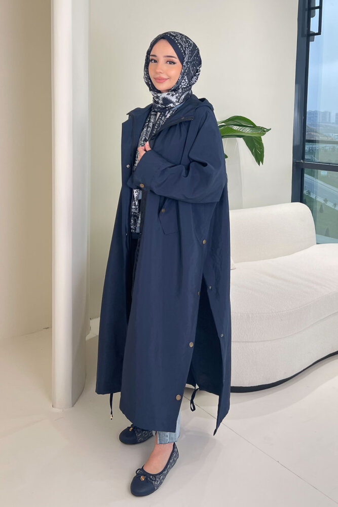 Yujin Yan Çıtçıt Detaylı Kapüşonlu Trençkot - Lacivert - ALLMİSS (0)